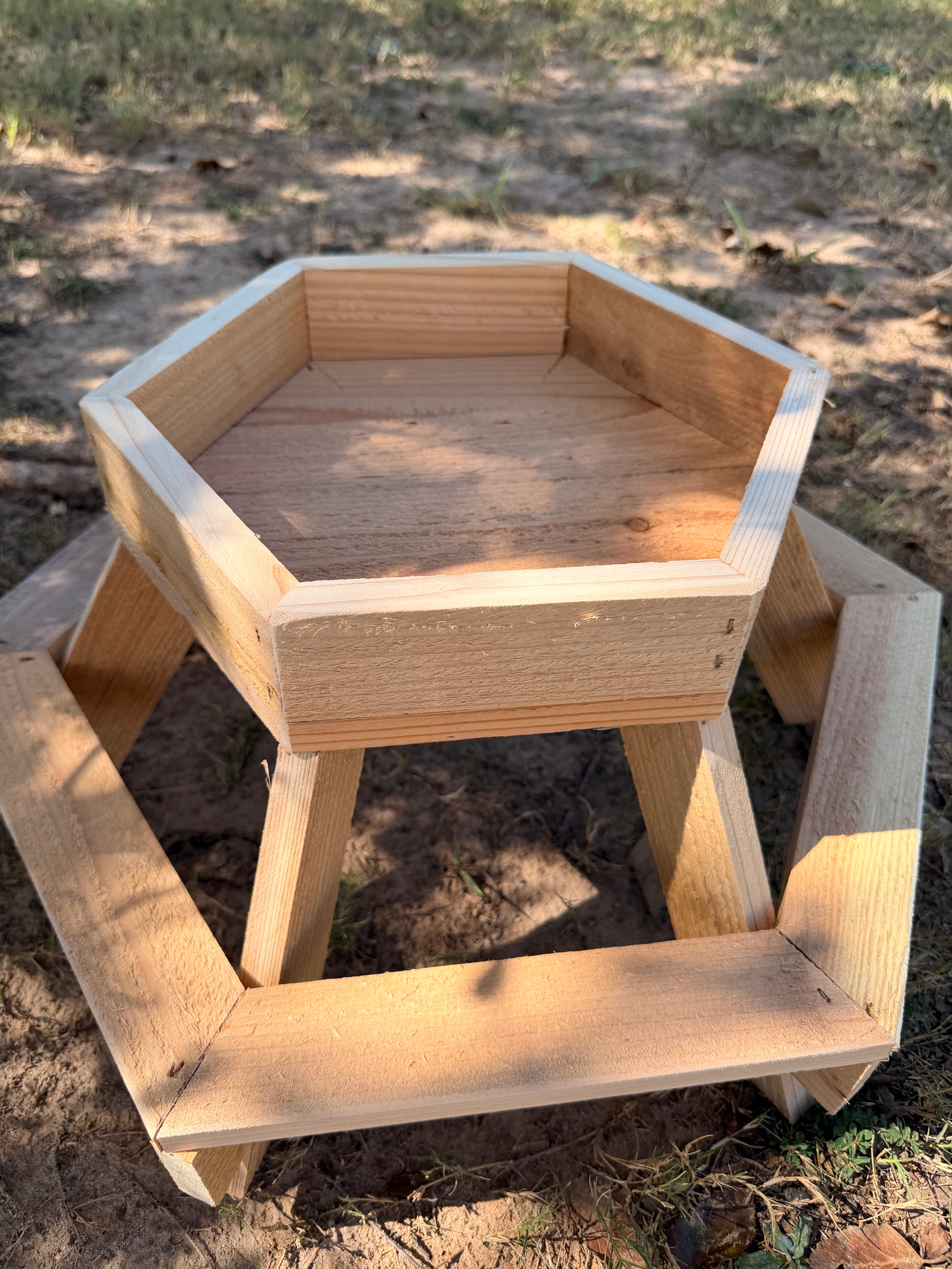 Cedar Chick-Nic Table hexagonal chicken feeder