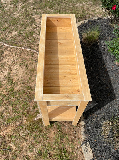 Garden Planter with Shelf