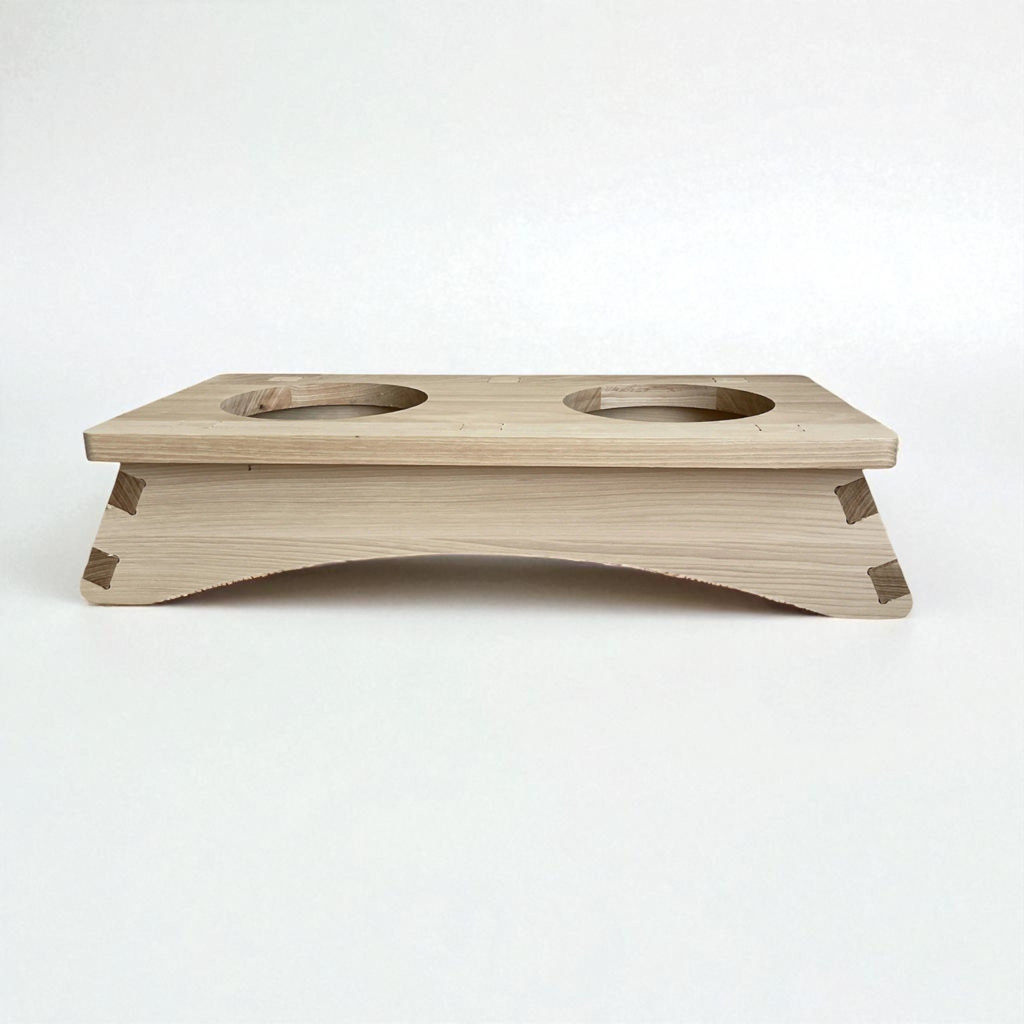 Modesto Pet Feeder